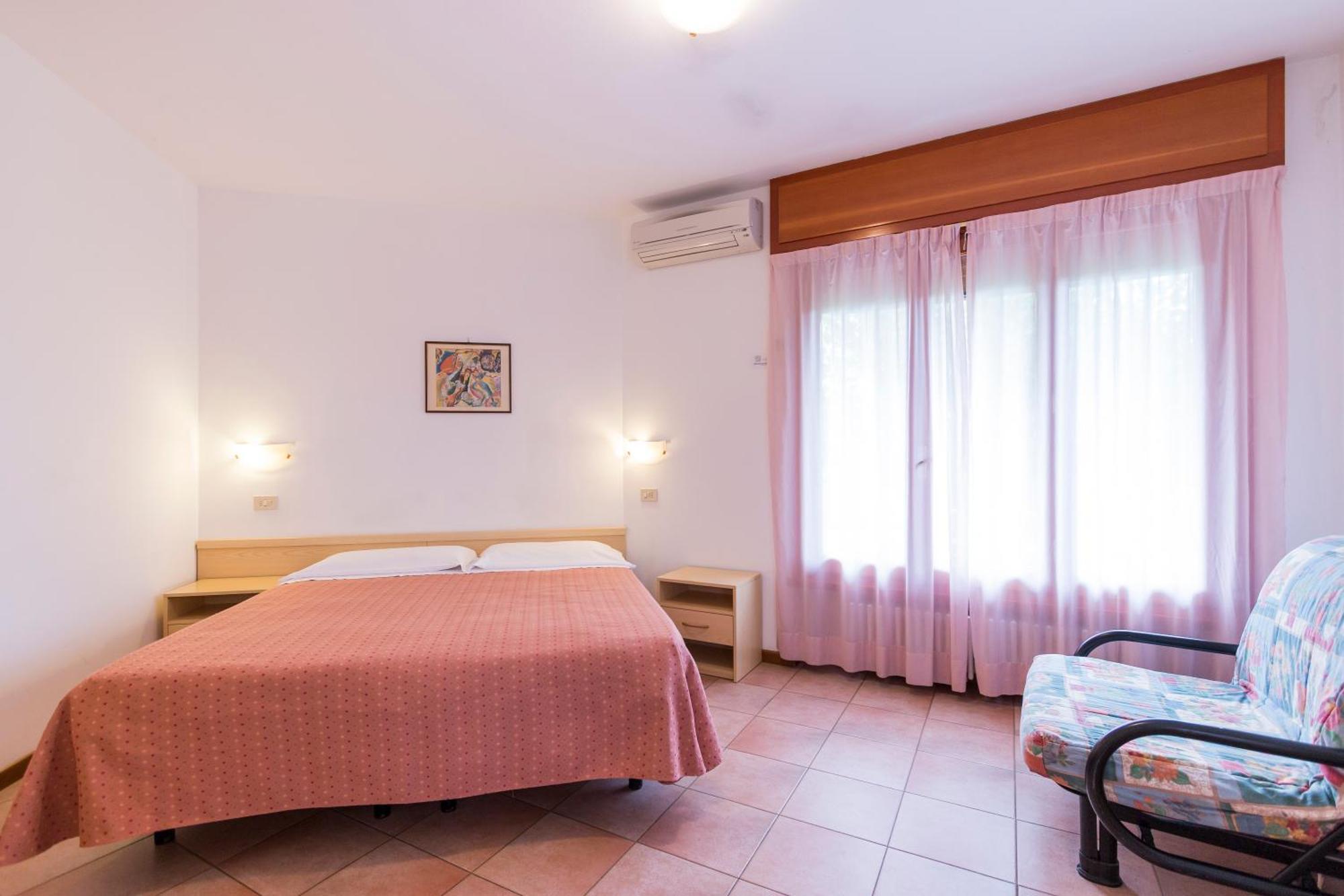 Residence Piccolo Milano Marittima Exterior foto