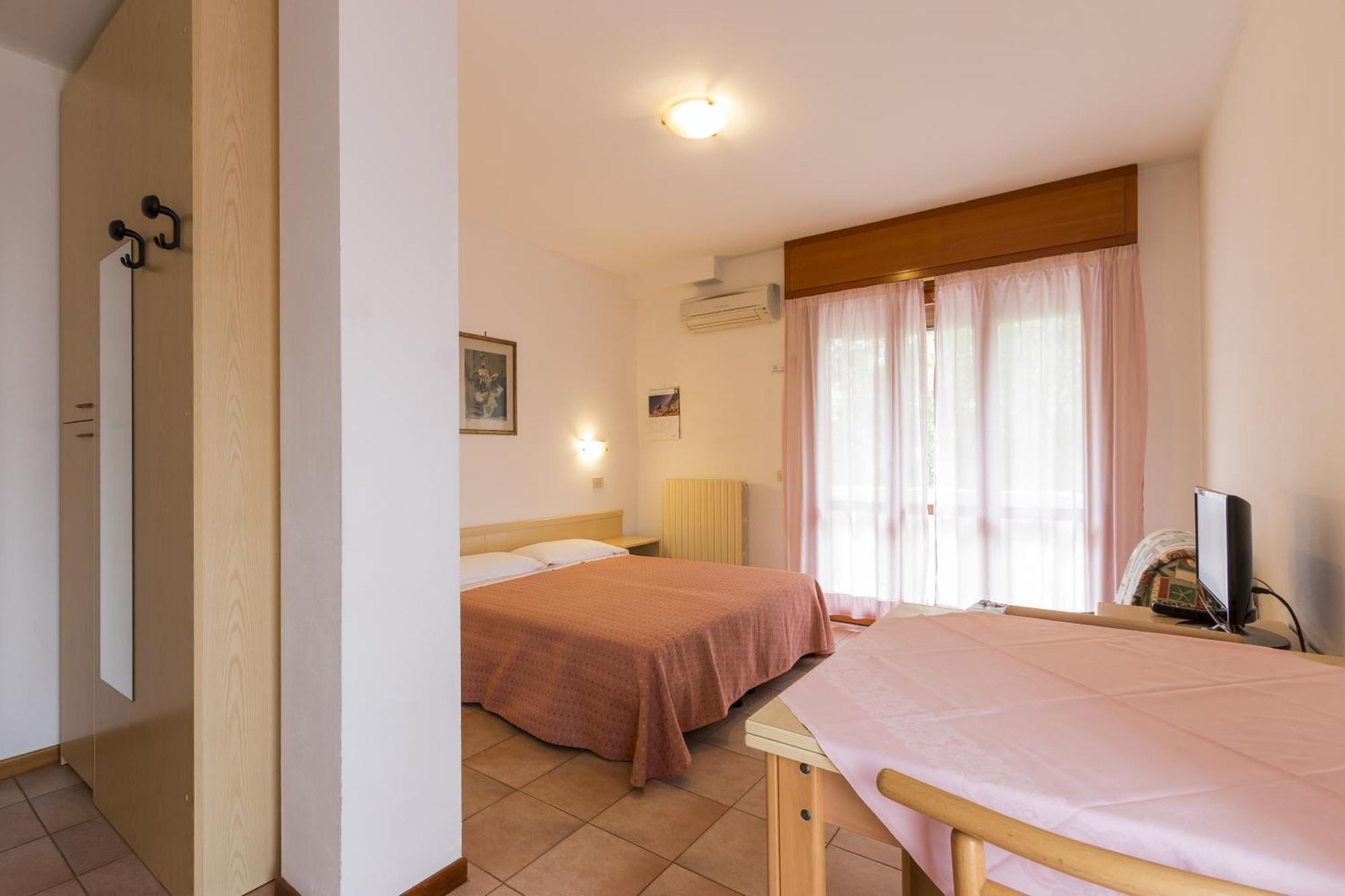 Residence Piccolo Milano Marittima Cameră foto